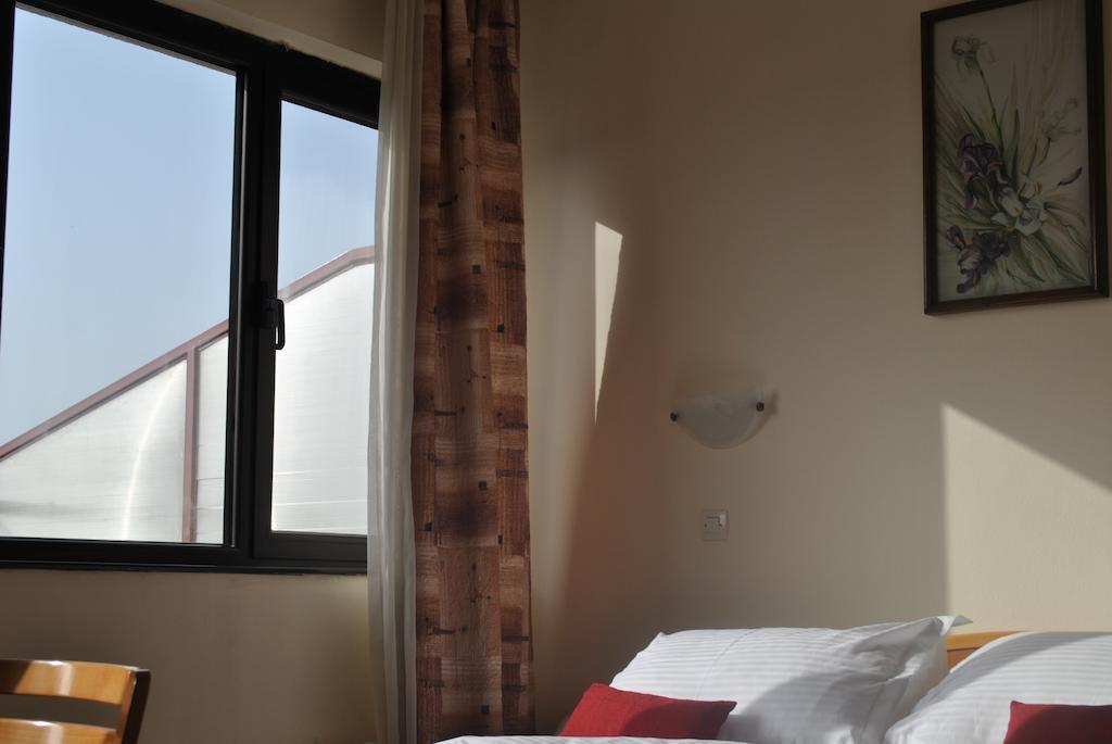 Hotel Kasina 贝尔格莱德 外观 照片
