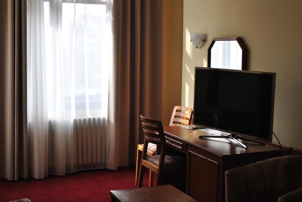 Hotel Kasina 贝尔格莱德 外观 照片